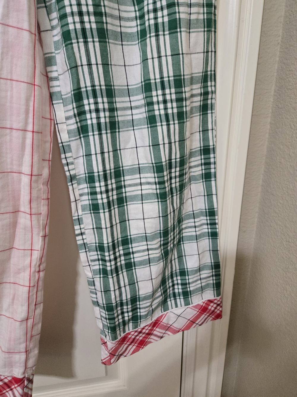 Victoria's Secret Red & Green Plaid Mix-Matched Pajama Set Very Soft And Cozy - Picture 5 of 13